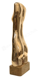 Zlaté torzo (bronz, výška 39 cm, podstavec dub)